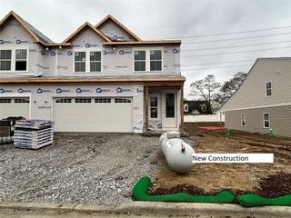 5080 Shepherds Glen, Willoughby, OH 44094