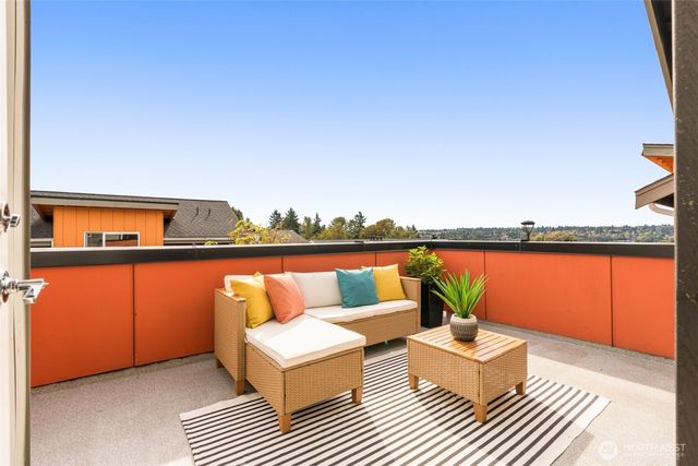 6012 S 127th Lane, Seattle, WA 98178