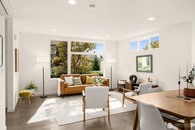 6012 S 127th Lane, Seattle, WA 98178