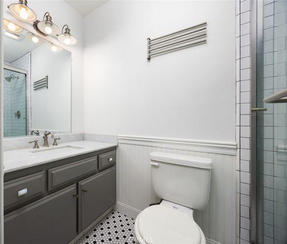 17962 Irvine Boulevard, Tustin, CA 92780