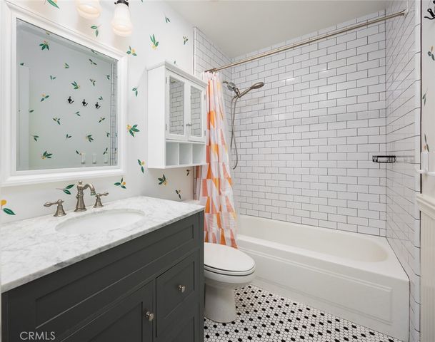17962 Irvine Boulevard, Tustin, CA 92780