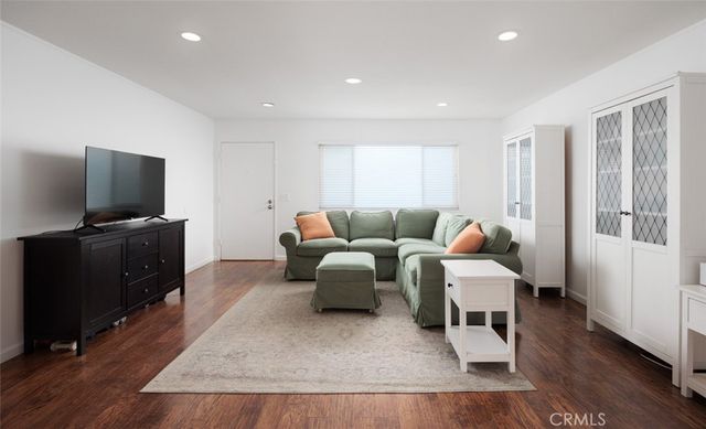 17962 Irvine Boulevard, Tustin, CA 92780