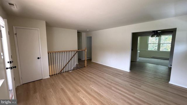 7512 ALBEMARLE DR, Manassas, VA 20111