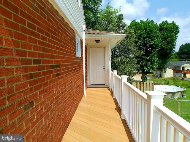 7512 ALBEMARLE DR, Manassas, VA 20111