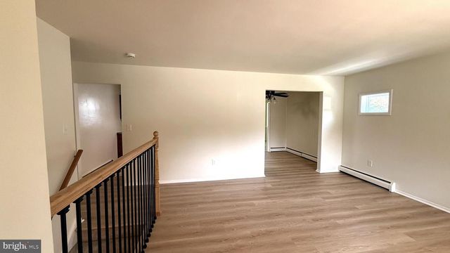 7512 ALBEMARLE DR, Manassas, VA 20111