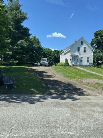 4 W Park 2, Franklin, MA 02038