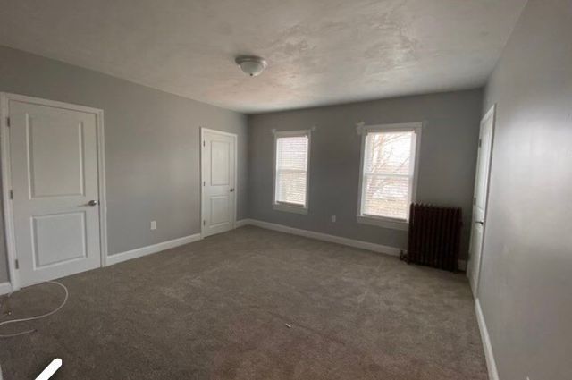 4 W Park 2, Franklin, MA 02038