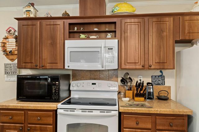 8103 Adamek Road, Brenham, TX 77833