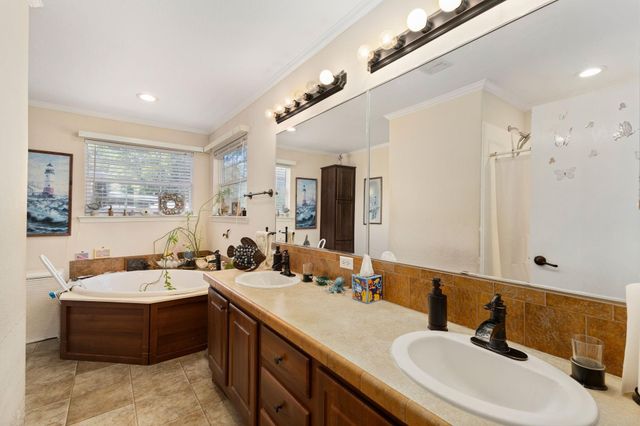 8103 Adamek Road, Brenham, TX 77833