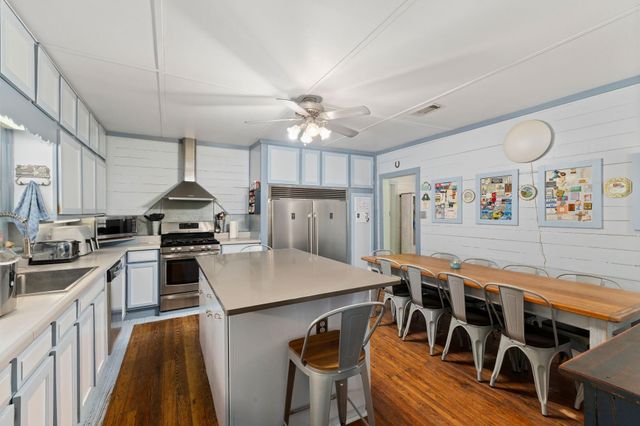 8103 Adamek Road, Brenham, TX 77833