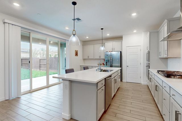 1496 Algodon Rd, Olivehurst, CA 95961