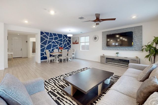 1496 Algodon Rd, Olivehurst, CA 95961