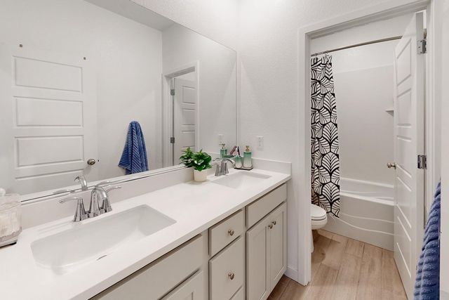 1496 Algodon Rd, Olivehurst, CA 95961