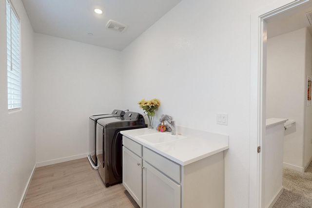 1496 Algodon Rd, Olivehurst, CA 95961