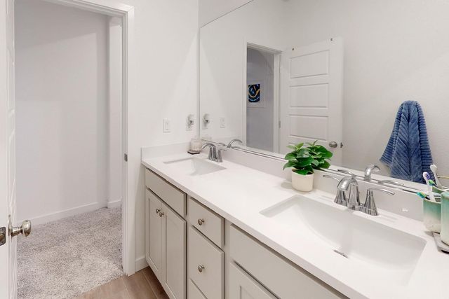 1496 Algodon Rd, Olivehurst, CA 95961