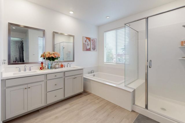 1496 Algodon Rd, Olivehurst, CA 95961