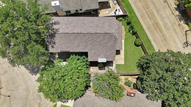 3033 Everest Drive, Bedford, TX 76021