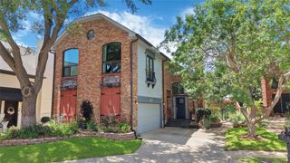 3033 Everest Drive, Bedford, TX 76021