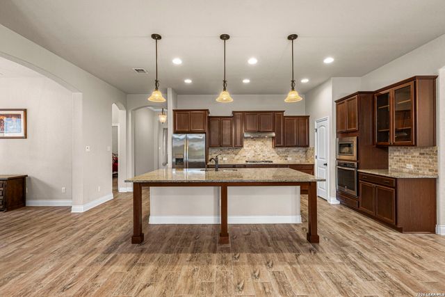 1082 Cedar Glen, New Braunfels, TX 78132