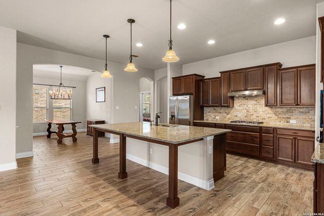 1082 Cedar Glen, New Braunfels, TX 78132