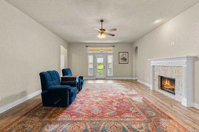 1082 Cedar Glen, New Braunfels, TX 78132