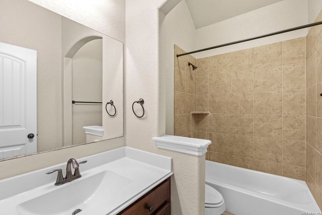 1082 Cedar Glen, New Braunfels, TX 78132