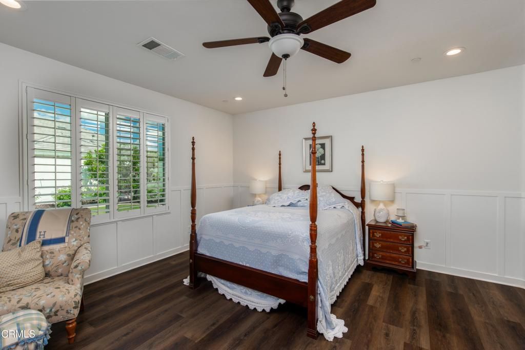 Image 14 of property listing at 11612 Shady Valley Place, Bakersfield, CA 93311