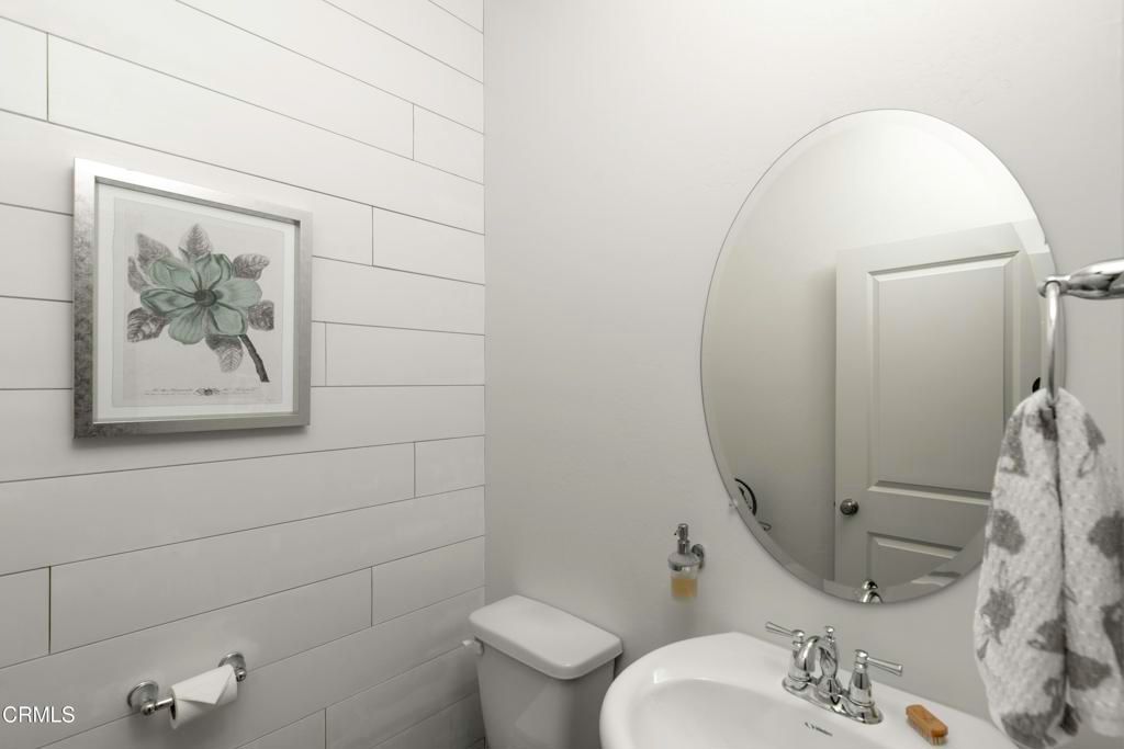 Image 20 of property listing at 11612 Shady Valley Place, Bakersfield, CA 93311