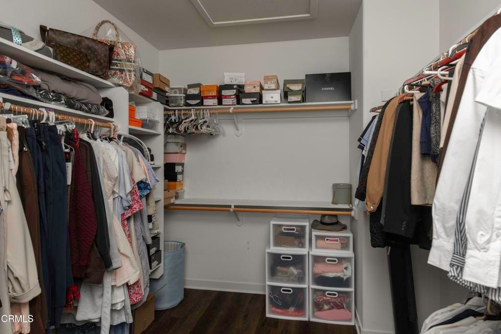 Image 23 of property listing at 11612 Shady Valley Place, Bakersfield, CA 93311