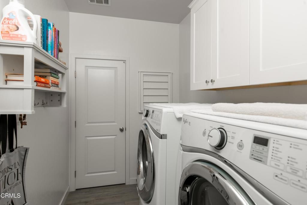 Image 24 of property listing at 11612 Shady Valley Place, Bakersfield, CA 93311