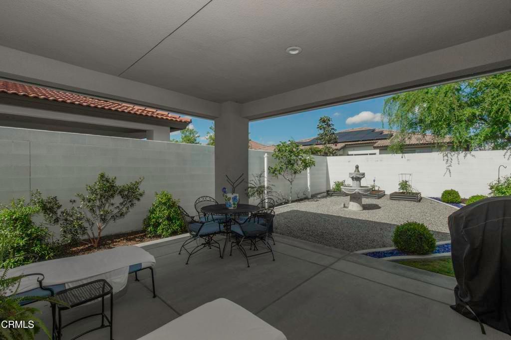 Image 26 of property listing at 11612 Shady Valley Place, Bakersfield, CA 93311