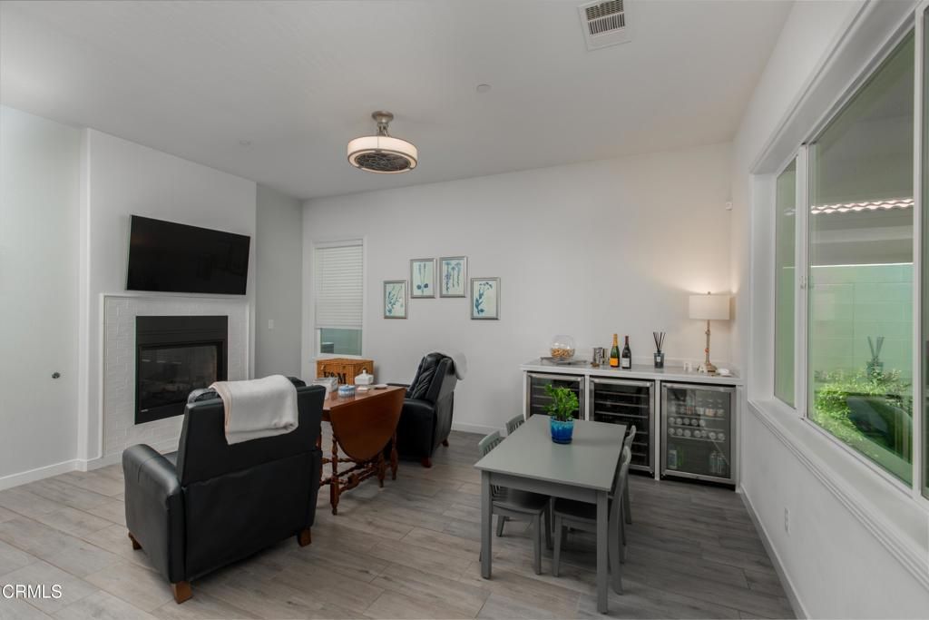 Image 5 of property listing at 11612 Shady Valley Place, Bakersfield, CA 93311