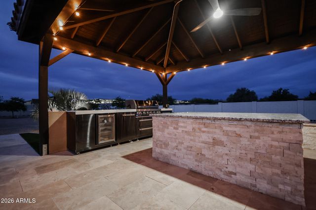 1218 E TUMBLEWEED Drive, Phoenix, AZ 85085