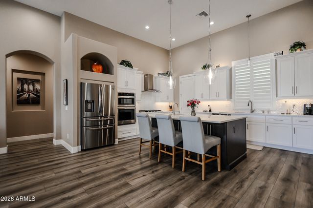 1218 E TUMBLEWEED Drive, Phoenix, AZ 85085