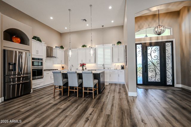 1218 E TUMBLEWEED Drive, Phoenix, AZ 85085