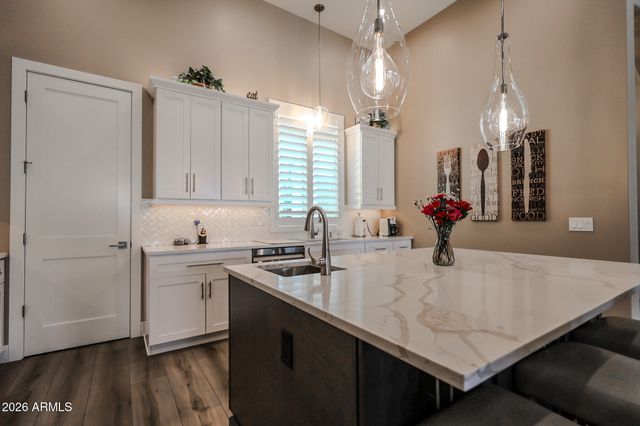 1218 E TUMBLEWEED Drive, Phoenix, AZ 85085