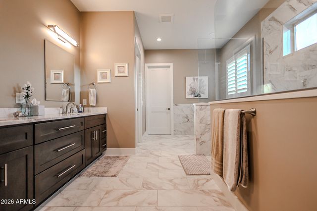 1218 E TUMBLEWEED Drive, Phoenix, AZ 85085
