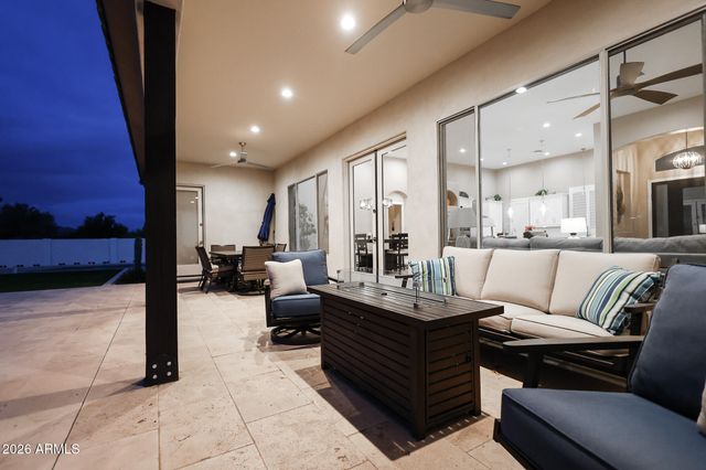 1218 E TUMBLEWEED Drive, Phoenix, AZ 85085