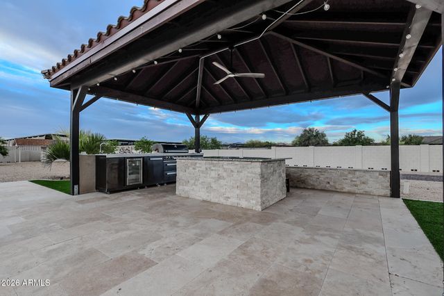 1218 E TUMBLEWEED Drive, Phoenix, AZ 85085