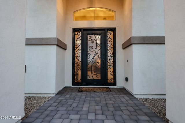1218 E TUMBLEWEED Drive, Phoenix, AZ 85085