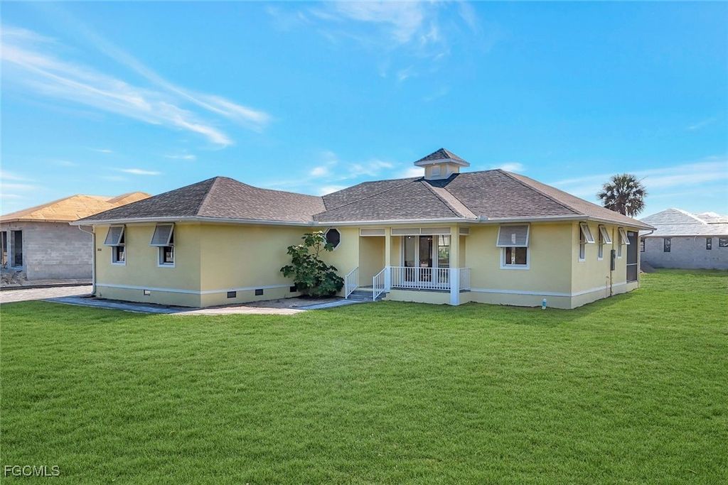3551 Heron Landing CIR, St James City, FL 33956