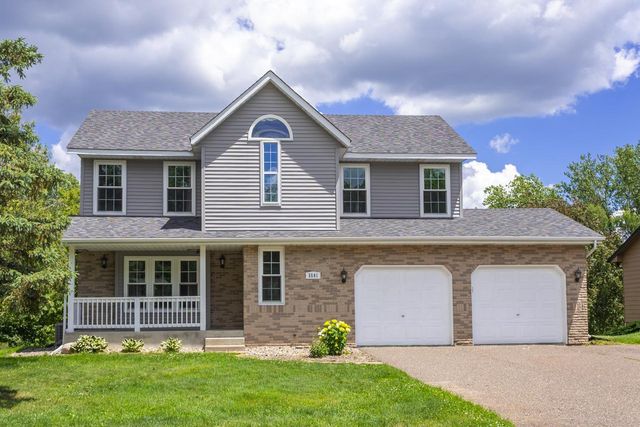 5501 Golfview Avenue N, Oakdale, MN 55128