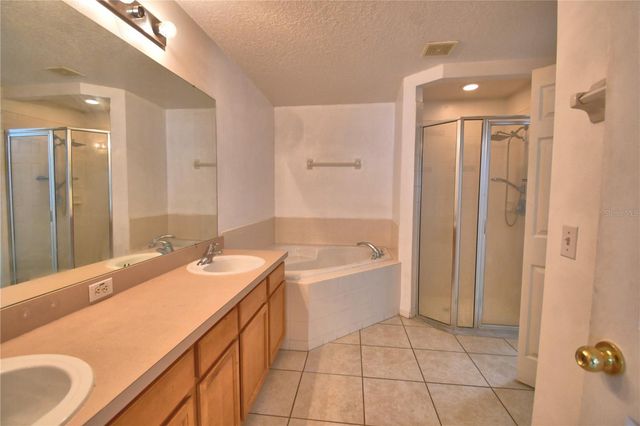 662 BASINGSTOKE COURT, Kissimmee, FL 34758