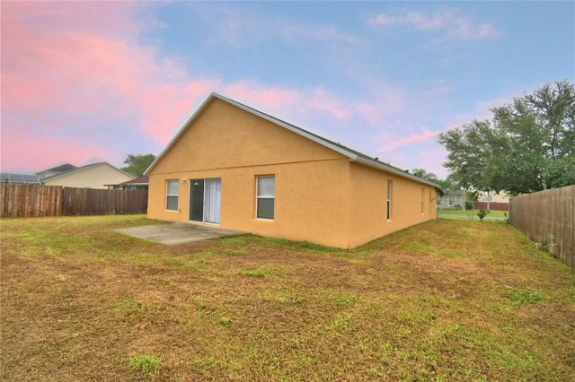 662 BASINGSTOKE COURT, Kissimmee, FL 34758