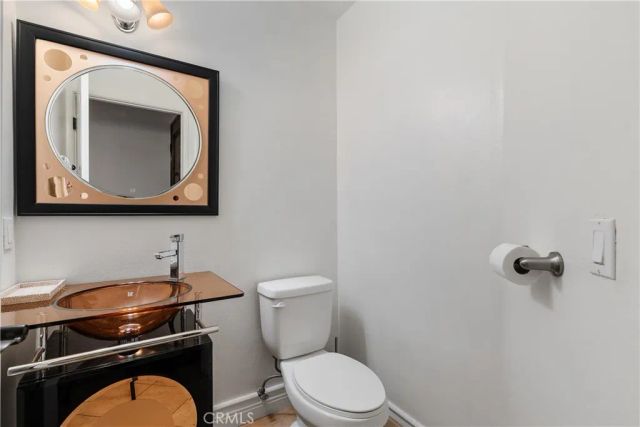 4128 Whitsett, Studio City, CA 91604