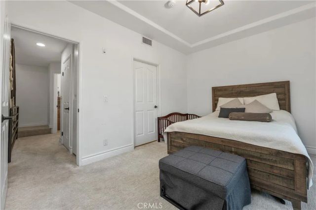 4128 Whitsett, Studio City, CA 91604