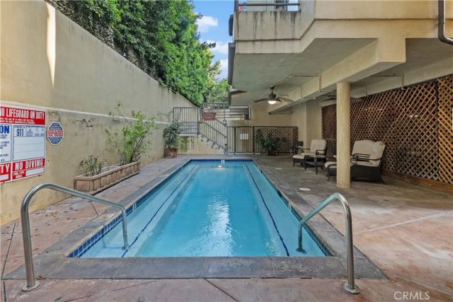 4128 Whitsett, Studio City, CA 91604