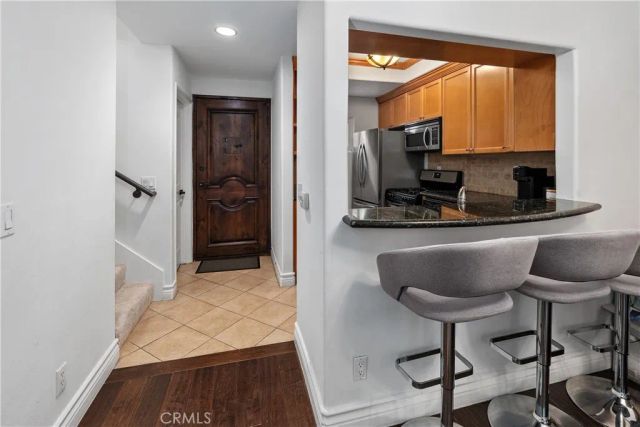 4128 Whitsett, Studio City, CA 91604