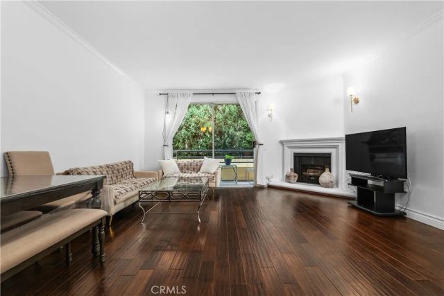 4128 Whitsett, Studio City, CA 91604