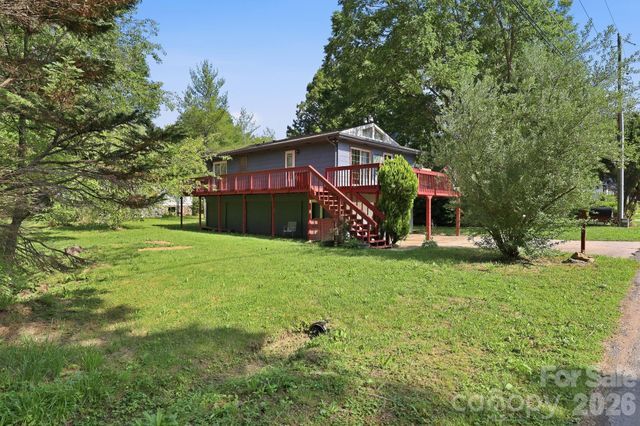 65 Spencer Street, Clyde, NC 28721